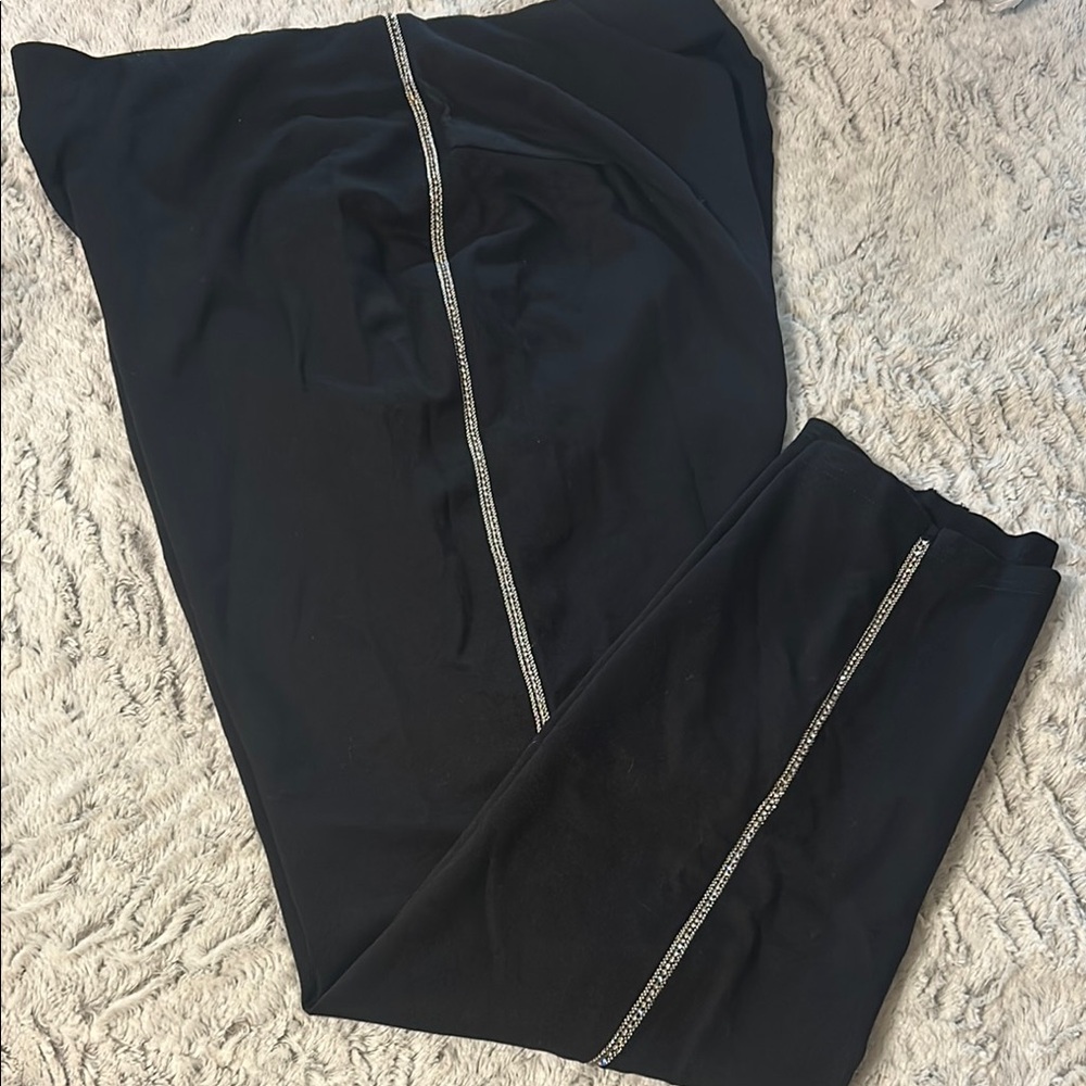 Black Skinny Pants with brilliant stones Accents